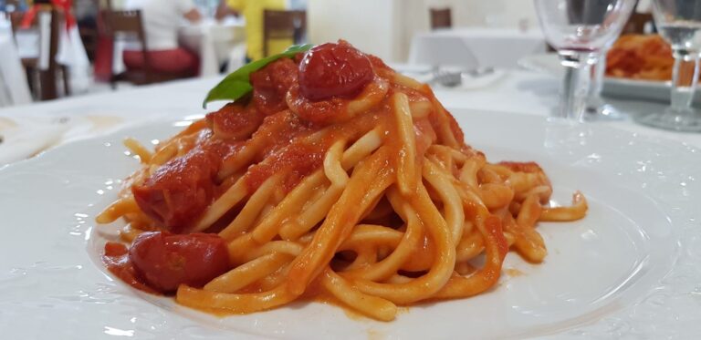 5 primi piatti tipici in provincia di Avellino che raccontano la cucina irpina più autentica. La maccaronara