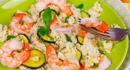 cous cous con gamberetti e zucchine
