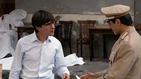 Fortapàsc in streaming su Raiplay, un film intenso e drammatico tratto da una storia vera. Libero De Rienzo una clip del film Fortapàsc