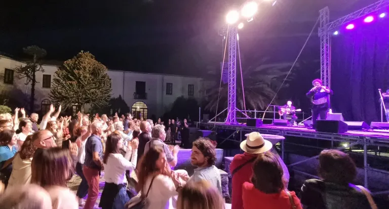 Cosa fare ad Avellino e in Irpinia dal 24 al 31 luglio tra sagre, concerti e spettacoli Enzo Avitabile - foto Agendaonline.it