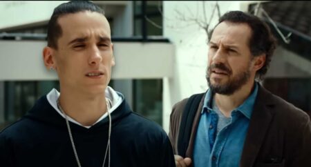 Su Netflix c’è una commedia italiana intensa, diversa dal solito e assolutamente da riscoprire Andrea Carpenzano e Stefano Accorsi