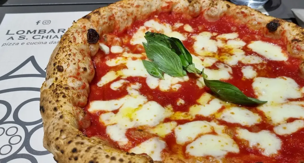 Pizzeria Lombardi a Santa Chiara a Napoli