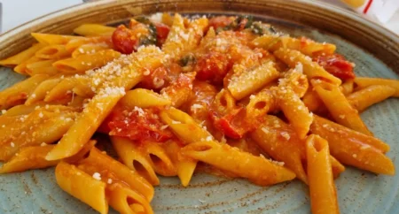 Penne allo scarpariello preparate dallo chef del Circolo dei canottieri di Salerno