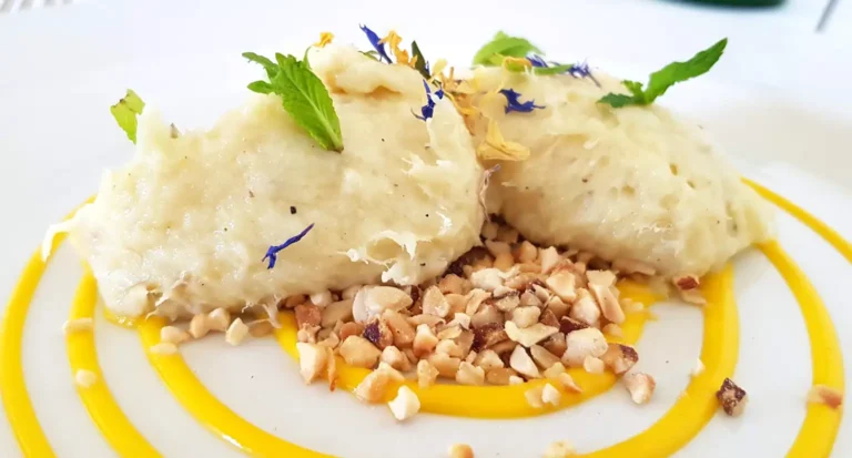 Baccalà con granole di nocciole - Osteria La Juta ad Ospedaletto d'Alpinolo
