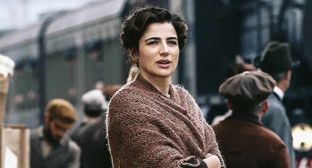 La forza di una donna che ha cambiato l’Italia: su RaiPlay la storia vera in solo 2 puntate. Luisa Ranieri