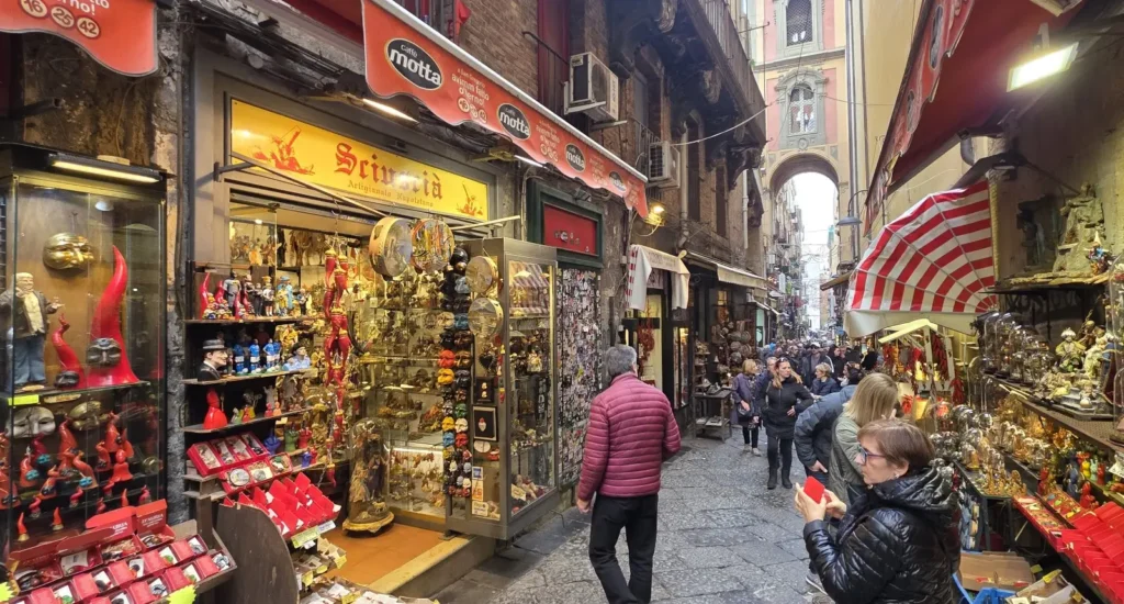San Gregorio Armeno a Napoli Turismo San Gregorio Armeno a Napoli