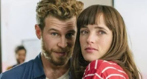 Su Netflix una commedia romantica che racconta l’amore oltre ogni etichetta. Álvaro Cervantes e Susana Abaitua