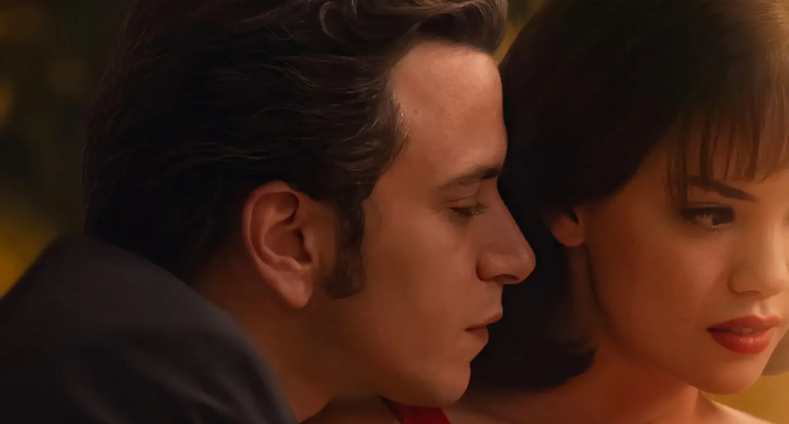 Selahattin Paşalı e Eylül Kandemir