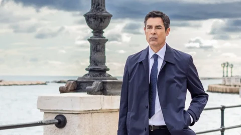 Solo 8 episodi, su Raiplay la miniserie legal tratta dai romanzi di Gianrico Carofiglio Alessandro Gassmann