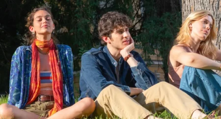 Su Netflix la commedia romantica italiana che racconta le paure dei sentimenti. Nicolas Maupas con Martina Gatti e Caterina De Angelis