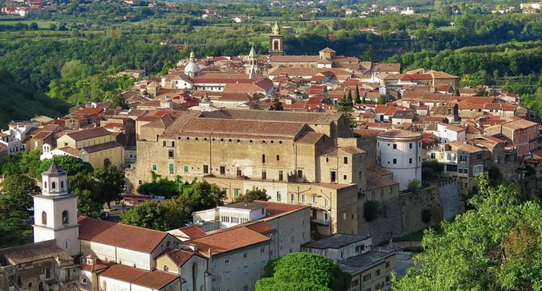 5 borghi poco conosciuti del Sud Italia che possono sorprenderti davvero Sant'Agata dei Goti