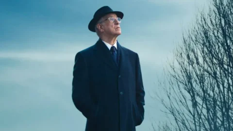 Su Netflix il cinema italiano che emoziona di più tra viaggi estremi, segreti e incontri inattesi Toni Servillo