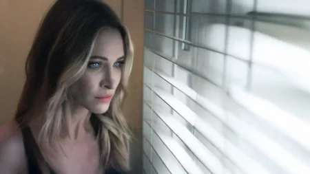 Su RaiPlay un thriller psicologico dove l’ex ritorna dopo vent’anni e compra la casa accanto Alissa Filoramo
