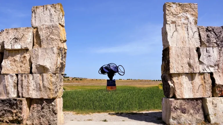 Da Lajatico al mare passando per Pisa, viaggio nel cuore della campagna toscana Il Teatro del Silenzio a Lajatico
